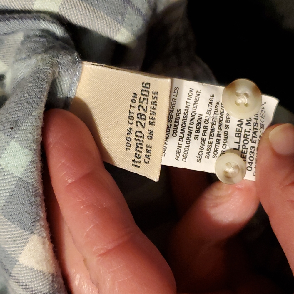 LL Bean flannel button up - Picture 4 of 6